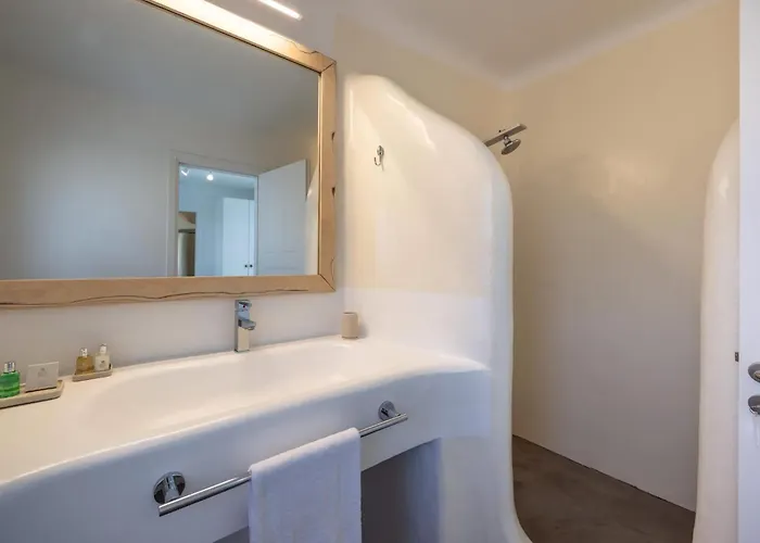 Spectacular 8 Bedrooms Vibhu Private Jacuzzis Βίλα