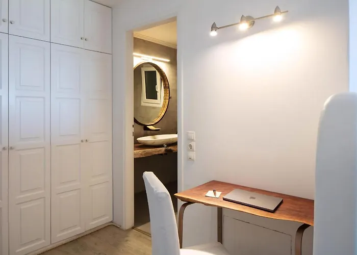 Spectacular 8 Bedrooms Vibhu Private Jacuzzis * Kalafatis